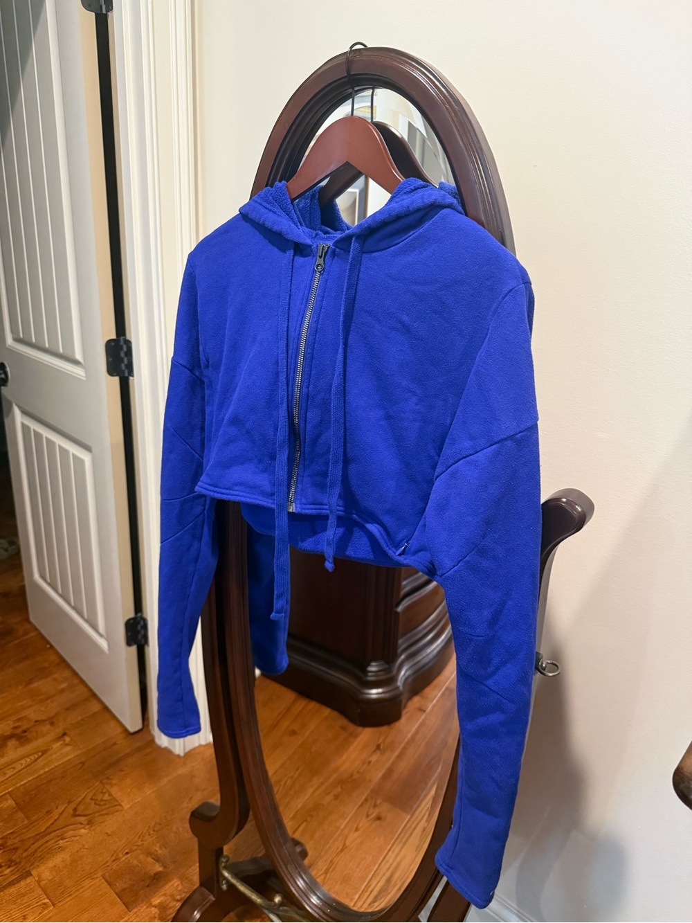 ALO Yoga Electric Blue Zipped Cropped Hoodie